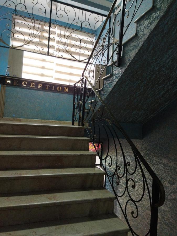 Hotel Vakhtanguri Batum Dış mekan fotoğraf